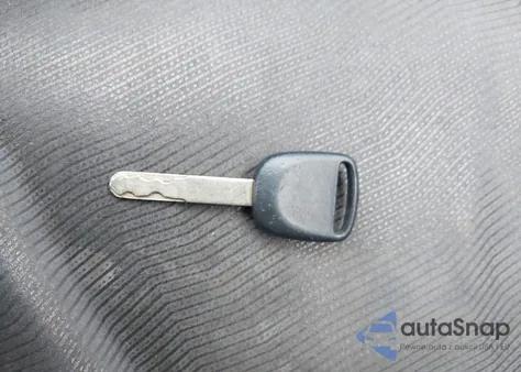 2010 Honda Fit z USA, uszkodzony, nr VIN JHMGE8G25AC001617